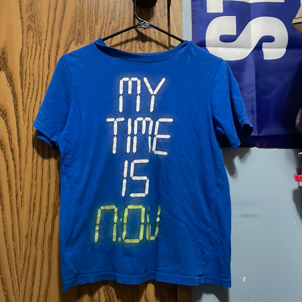 Blue tee